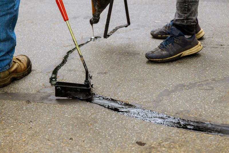 Blacktop Driveway Sealing in Tampa, FL